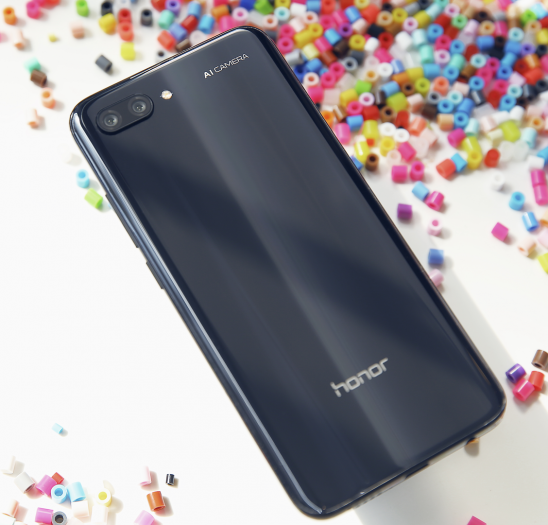 Honor 10 (Bild: Honor)